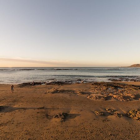 Home2Book Cool Las Canteras Beach Apt لاس بالماس دي غران كاناريا المظهر الخارجي الصورة