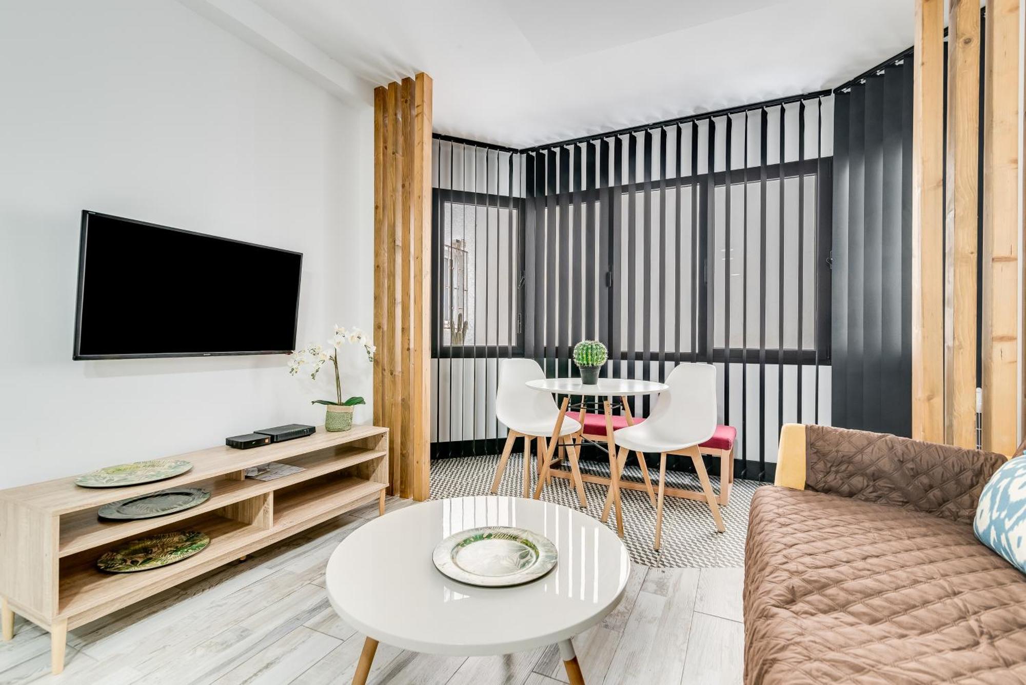 Home2Book Cool Las Canteras Beach Apt لاس بالماس دي غران كاناريا المظهر الخارجي الصورة